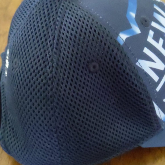 Hat - Picture 5 of 7